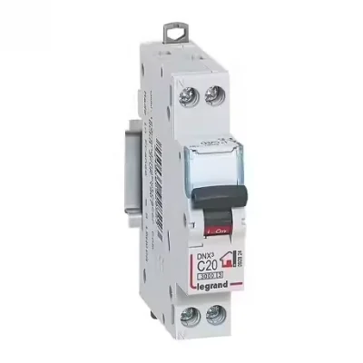 Disjoncteur DNX unip. + neutre 230V 20A R.92824 LEGRAND