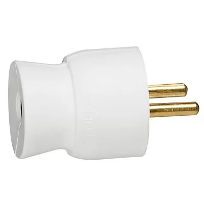 Fiche plastique mâle 2P+T 16A monobloc sortie arrière Blanc R.50100 LEGRAND