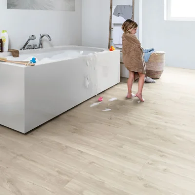 Sol Vinyle Livyn Blos click s couche intégrée cl. 33 ép. 5 x 189mm 125.1cm Chêne Canyon Beige 40038 pqt 2.128m²