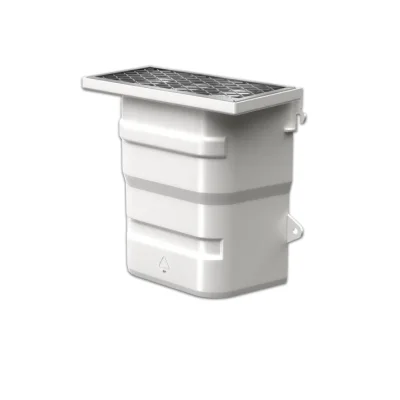 Courette d'aération 40 x 40 x 20cm coque polyester grille piéton acier Galva maille 30mm + fixation