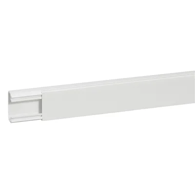 Moulure pvc DLP p/ instal. électrique 30 x 17mm sans cloison 2.10ml Blanc LEGRAND